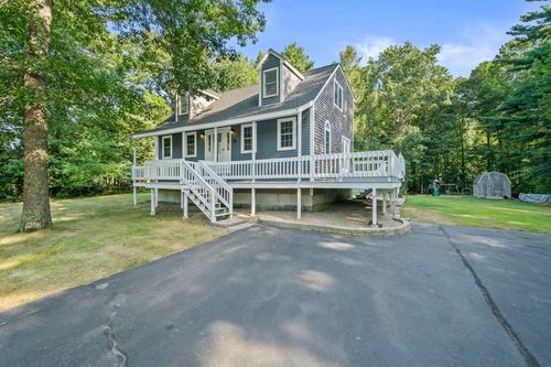 76 Pine St, East Bridgewater, MA, 02333-1130 | Card Image