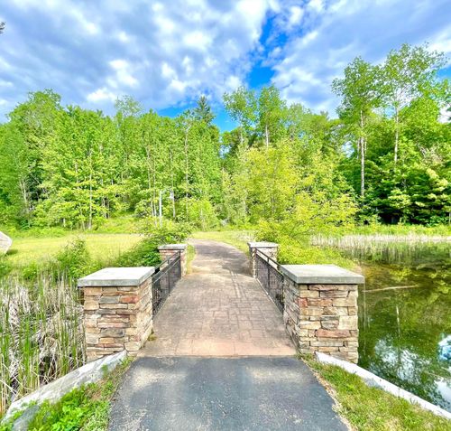 15880 Old Stonebridge Trl, Brainerd, MN, 56401-8900 | Card Image