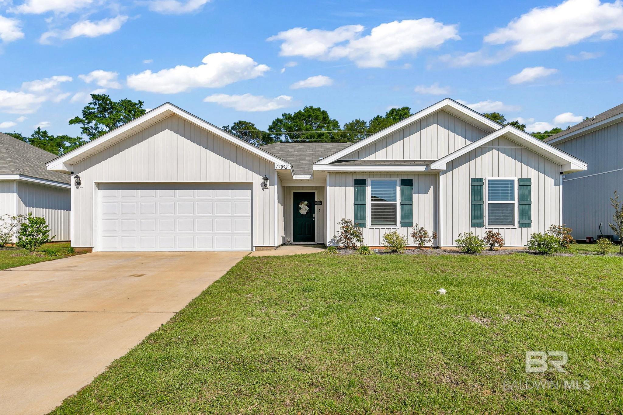 Chipola Dr, Robertsdale, AL 36567