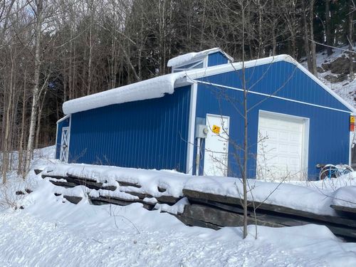 413 Upper Rd, Poultney, VT, 05764-9792 | Card Image