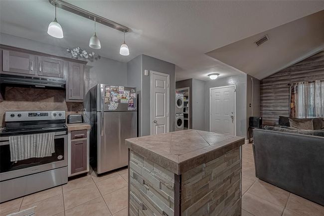 3922 Cloudbluff Ln, House other with 3 bedrooms, 2 bathrooms and null parking in Richmond TX | Image 9