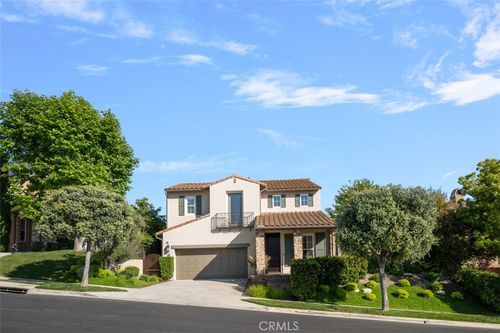 19 Via Alonso, San Clemente, CA, 92673-7024 | Card Image