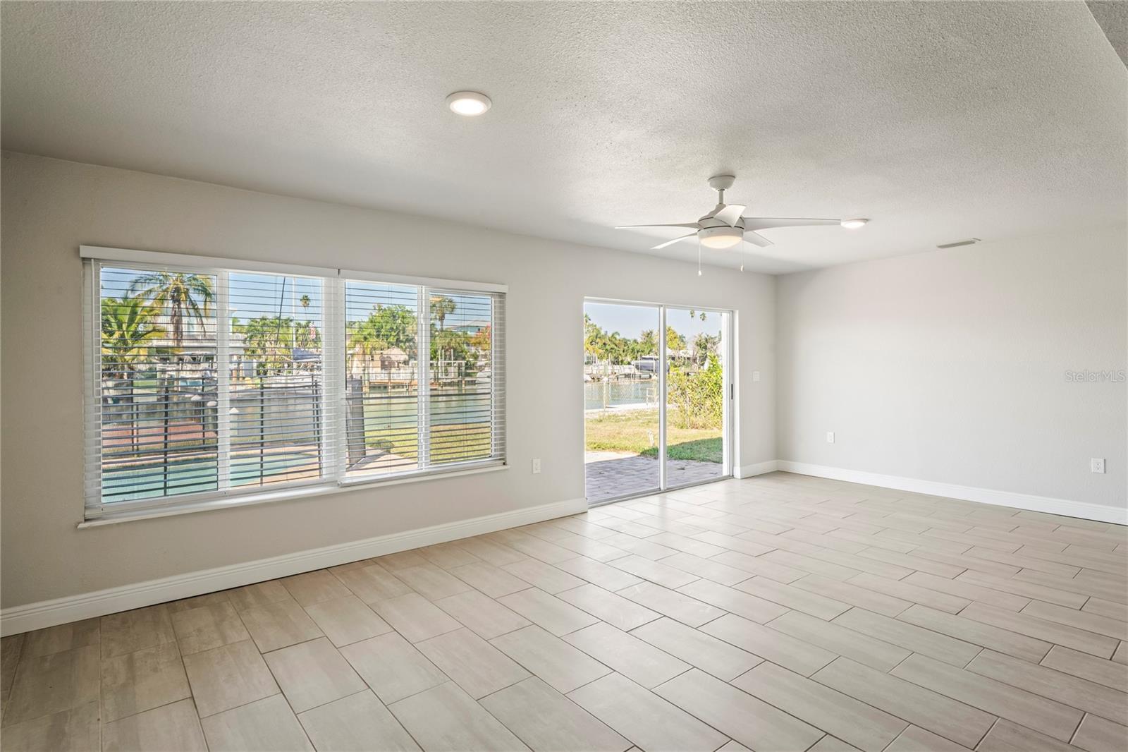 Residential in MADEIRA BEACH 5