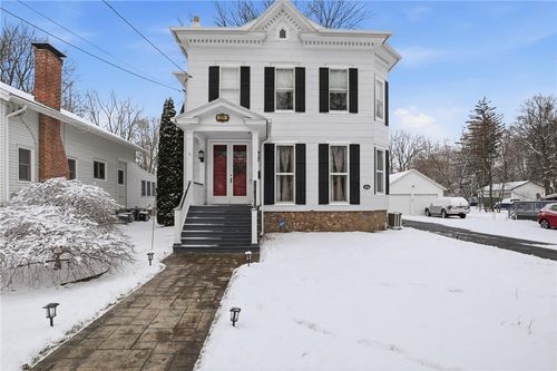 201 Park St, Canandaigua, NY, 14424-1209 | Card Image