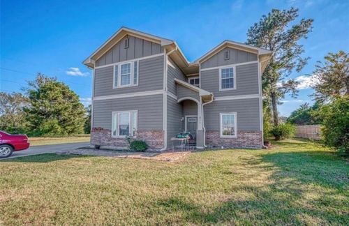 3-511 Dahila St, Prairie View, TX, 77484 | Card Image