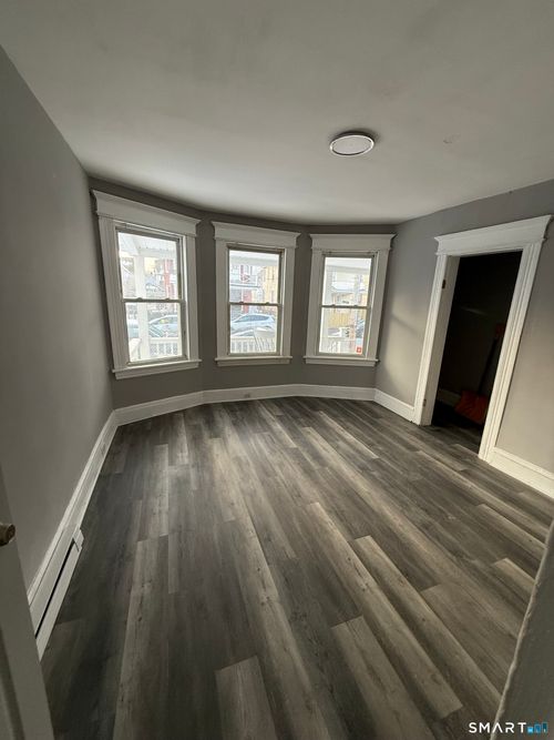 1-500 Carroll Ave, Bridgeport, CT, 06607-1413 | Card Image