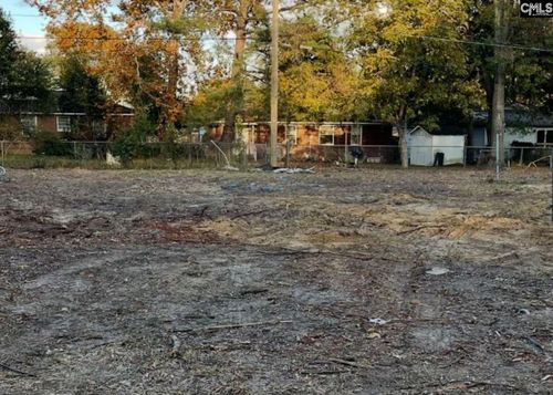 2335 Laurie St, Cayce, SC, 29033-2523 | Card Image