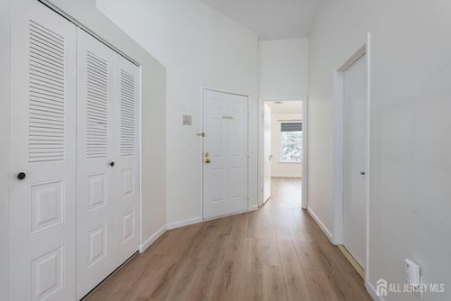 7123 Elm Ct, Monmouth Junction, NJ, 08852-2141 | Card Image