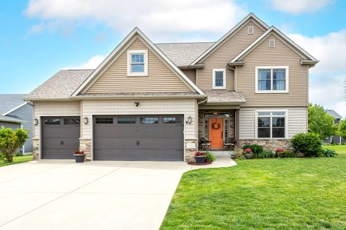 5882 Vanderginst Court, Bettendorf, IA, 52722 | Card Image