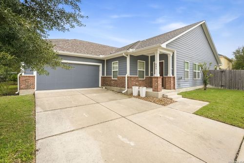 405 Stonebrook Dr, Cibolo, TX, 78108-3366 | Card Image