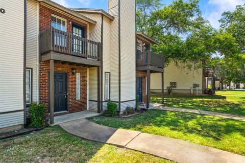 apt-b-1810 River Crossing Cir, Austin, TX, 78741-3251 | Card Image