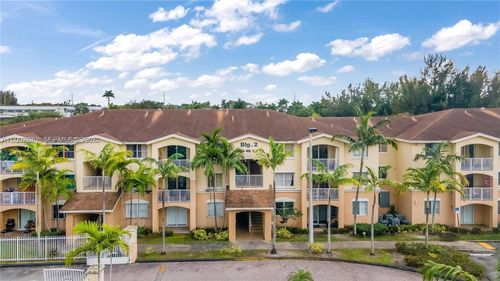 207-13780 Ne 3rd Ct, North Miami, FL, 33161-3784 | Card Image