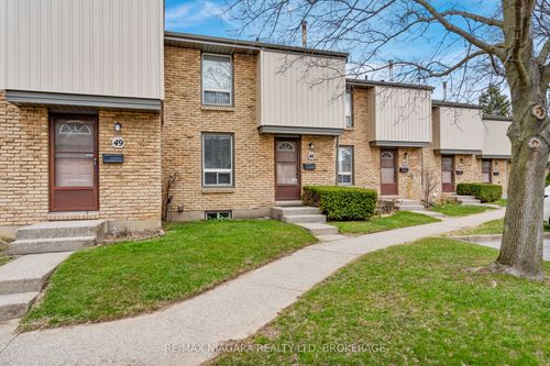 48-302 Vine Street, St. Catharines, ON, L2M7M6 | Card Image
