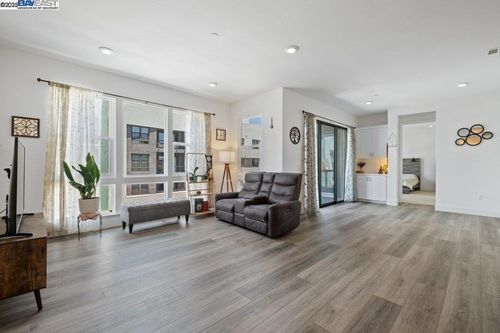 unit-303-3418 Inspiration Way, Fremont, CA, 94538-6284 | Card Image