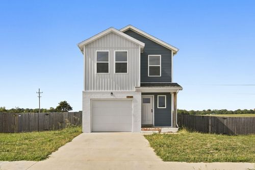 1202 E Perry St, Republic, MO, 65738-4249 | Card Image
