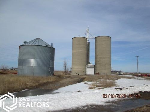 1145 Nelson Ave, Belmond, IA, 50421-7626 | Card Image