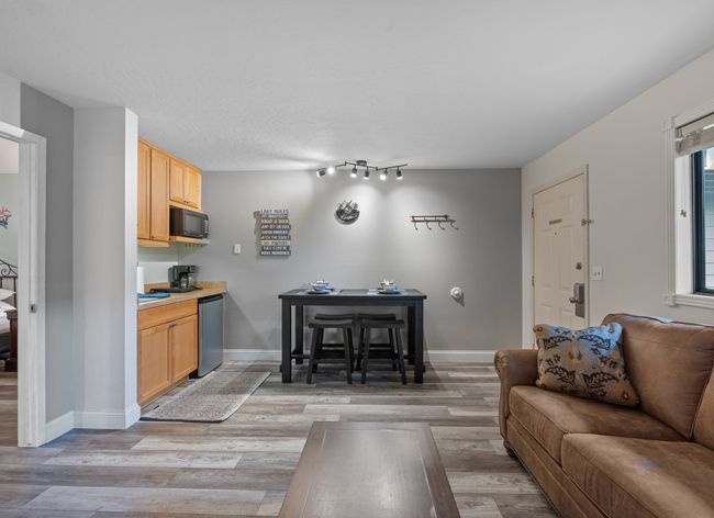 140 - 180 Vista Ln, Condo with 1 bedrooms, 1 bathrooms and null parking in Bigfork MT | Image 17