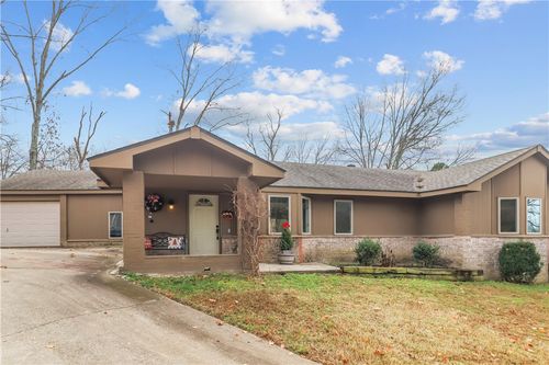 52 Chaucer Dr, Bella Vista, AR, 72714-4203 | Card Image