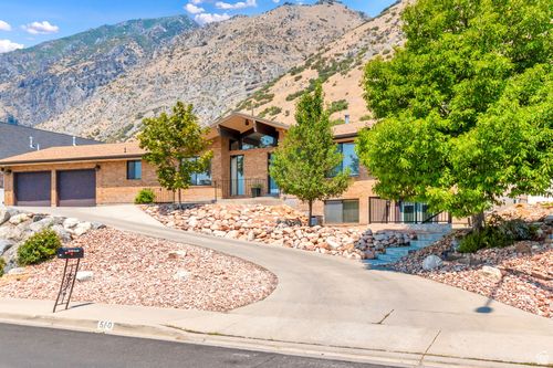 560 N 880 E, Springville, UT, 84663-1157 | Card Image