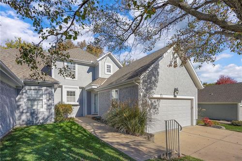 7306 W 148th St, Overland Park, KS, 66223-2428 | Card Image