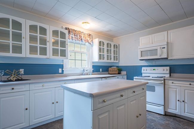 2032 Irwin-11 | Image 10