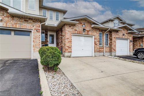 29 Chester Dr, Cambridge, ON, N1T2C4 | Card Image