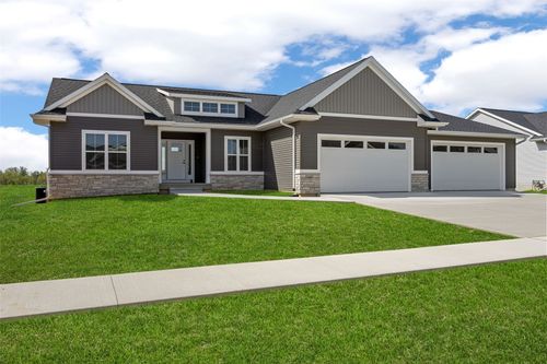3009 Prairielight Ct, Hiawatha, IA, 52233-2802 | Card Image