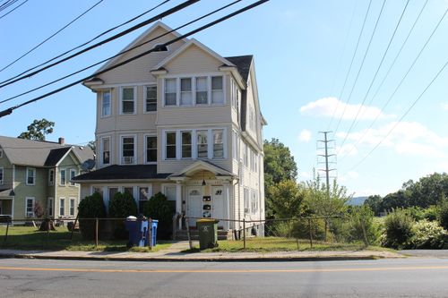 195 Highland Ave, Waterbury, CT, 06708-3026 | Card Image
