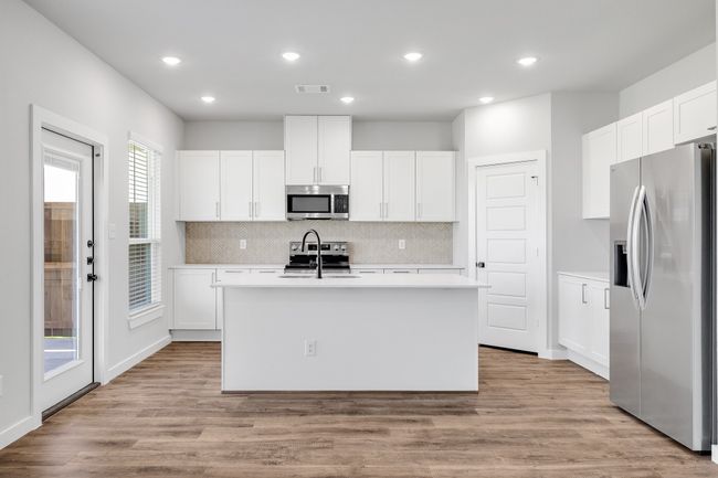 3802 Clovis St, Home with 4 bedrooms, 2 bathrooms and null parking in Midlothian TX | Image 12