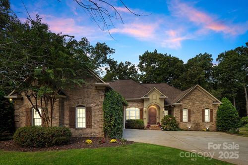 7919 Glen Abbey Cir, Stanley, NC, 28164-7402 | Card Image