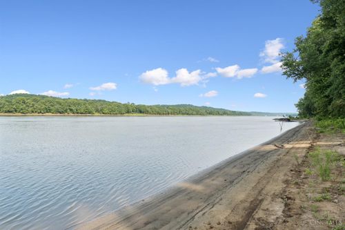 1377 Us Highway 52, New Richmond, OH, 45157-9402 | Card Image