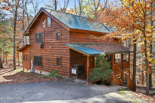 1955 Smoky Cove Rd, Sevierville, TN, 37876 | Card Image