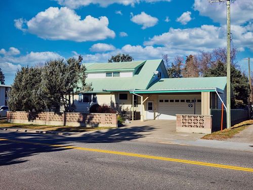 112 43 Ave W, Claresholm, AB, T0L0T0 | Card Image