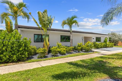200 N 52nd Ave, Hollywood, FL, 33021 | Card Image