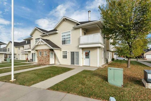 22-33 Jennings Cres, Red Deer, AB, T4P0A2 | Card Image