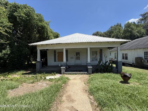 406 Elmwood St, McComb, MS, 39648-3327 | Card Image