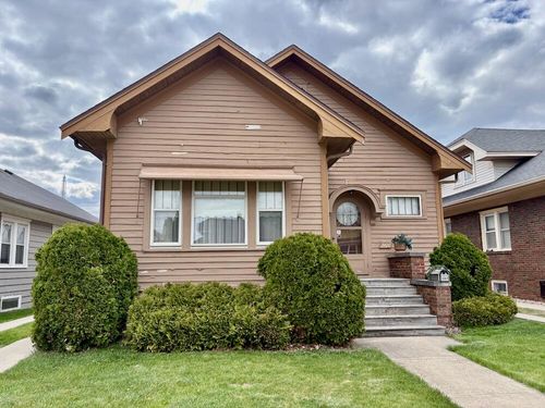 2610 Lasalle St, RACINE, WI, 53402-4353 | Card Image