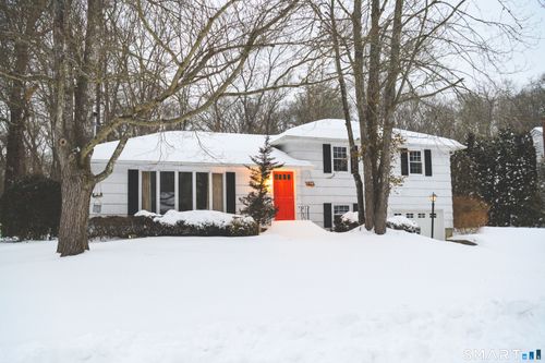 7 Old Colony Rd, North Stonington, CT, 06359-1518 | Card Image