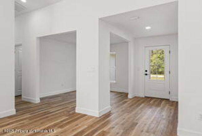 14586 Mocking Wren Rd, House other with 4 bedrooms, 2 bathrooms and null parking in WEEKI WACHEE FL | Image 10