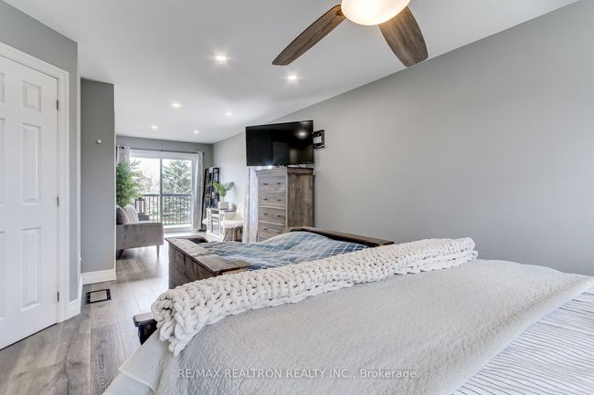 169 King St, House other with 4 bedrooms, 3 bathrooms and 6 parking in Mount Albert ON | Image 12