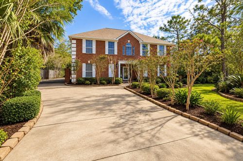 101 Rustic Ln, Friendswood, TX, 77546-4345 | Card Image