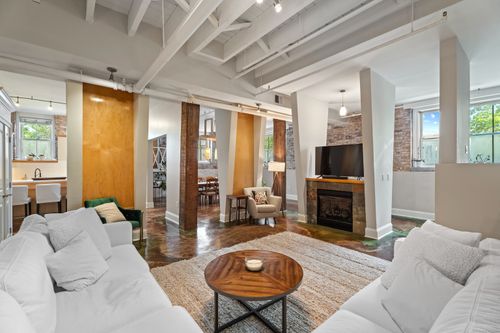 unit-60-43 Chestnut St, New Haven, CT, 06511-5731 | Card Image