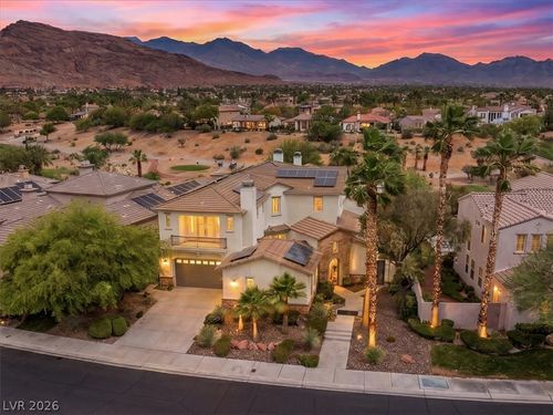 3043 Red Springs Dr, Las Vegas, NV, 89135-1549 | Card Image