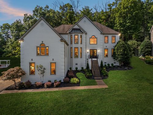 9442 Foothills Dr, Brentwood, TN, 37027-8634 | Card Image