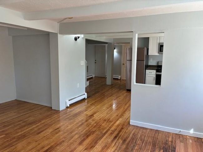 APT-9 - 3 S Shore Rd, Condo with 2 bedrooms, 1 bathrooms and null parking in Salem NH | Image 7