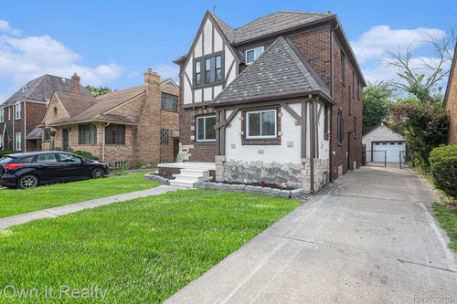 8555 Sorrento St, Detroit, MI, 48228-4030 | Card Image