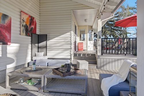 18274 58a Ave, Surrey, BC, V3S7E9 | Card Image