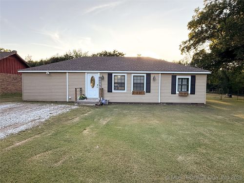 637 Durwood Rd, Ardmore, OK, 73401-7475 | Card Image