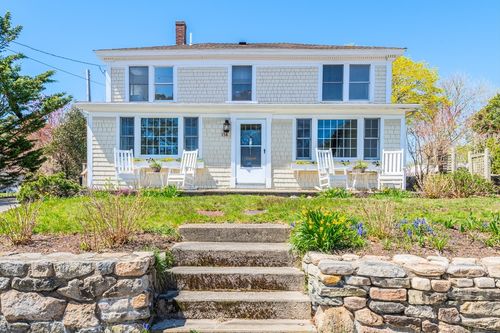 138 County Rd, North Falmouth, MA, 02556-2002 | Card Image