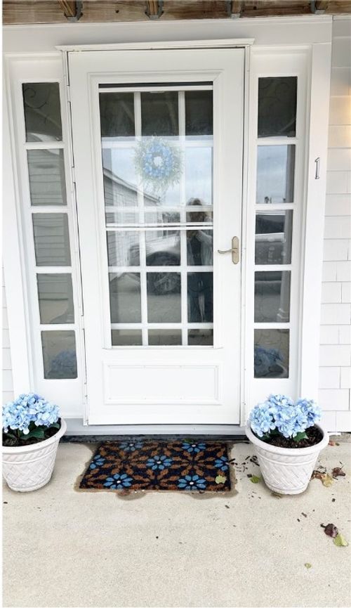 apt-1-227 Thames St, Bristol, RI, 02809-1829 | Card Image